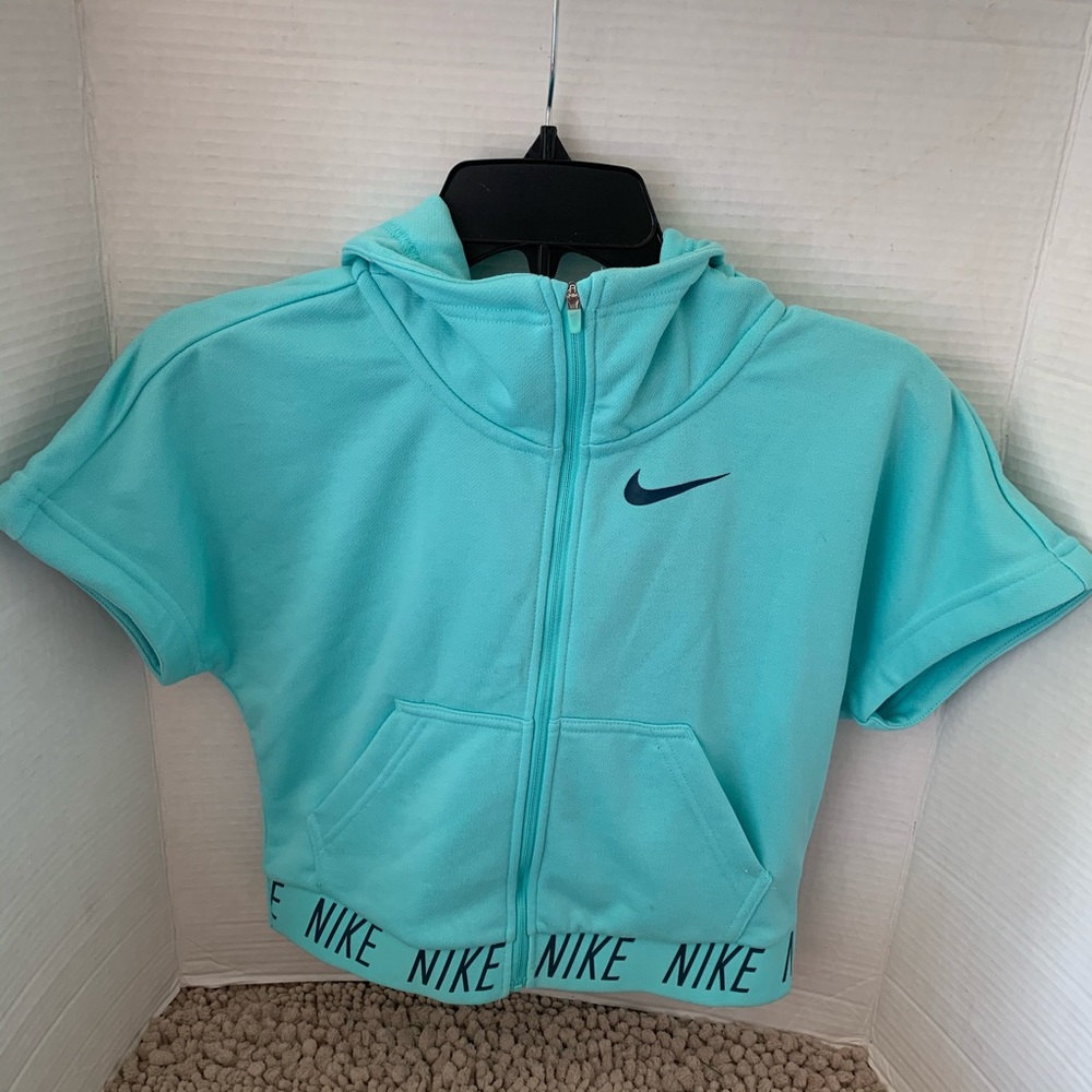 Nike dri fit  girls training hoodie
